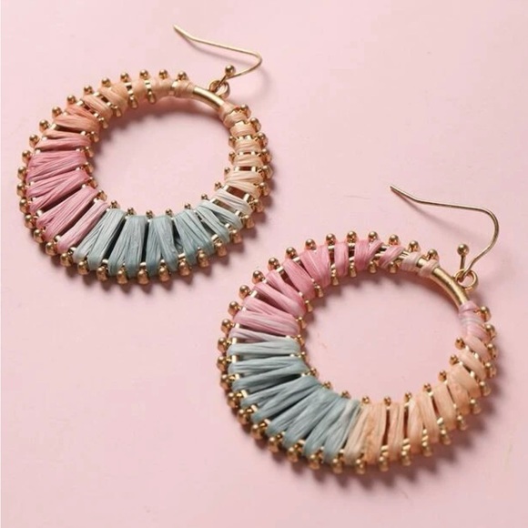 Jewelry - 🆕 Beautiful, boho colorful earrings